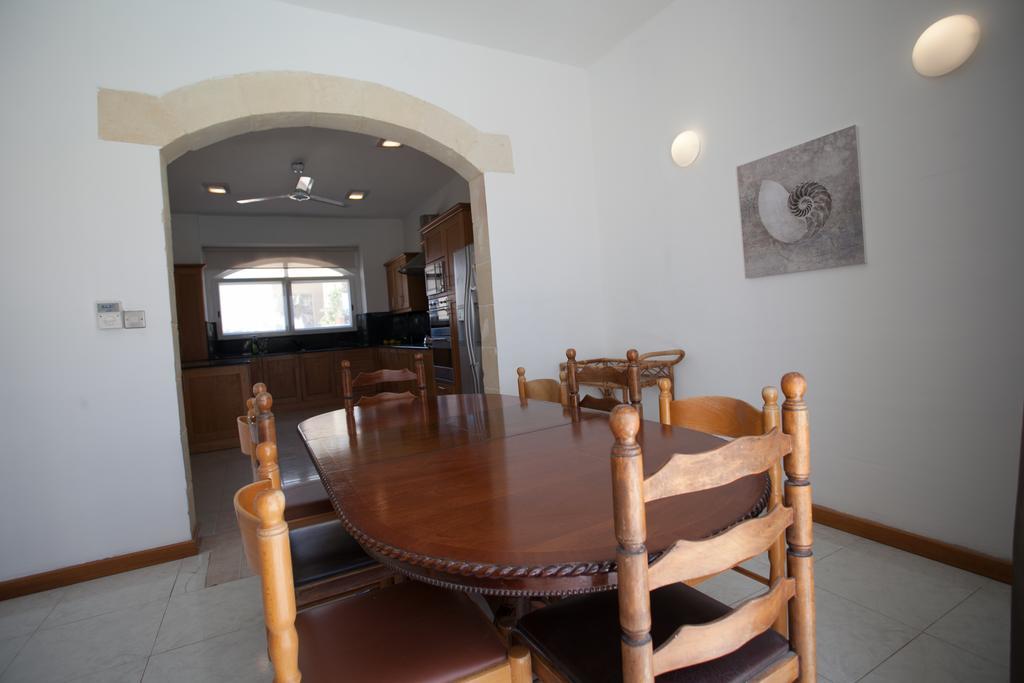 Villa Bernardette Xaghra Bagian luar foto