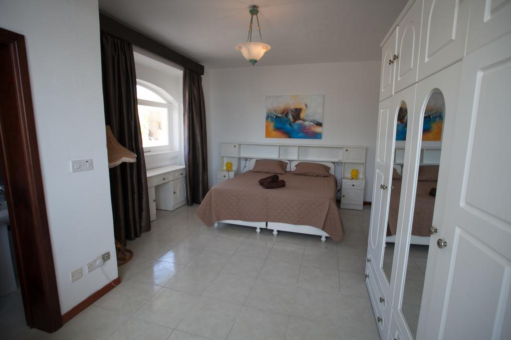 Villa Bernardette Xaghra Bagian luar foto